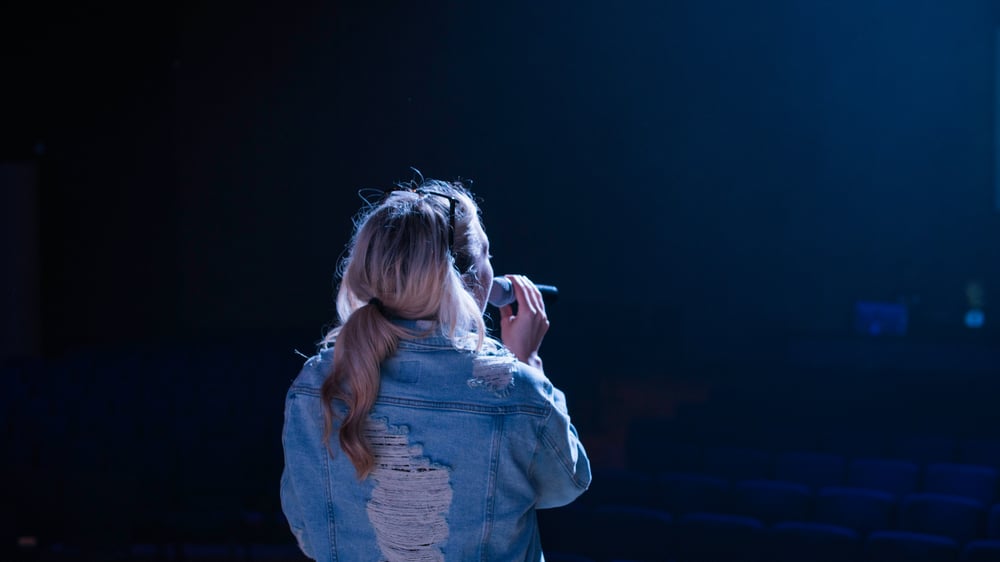 パフォーマー画像